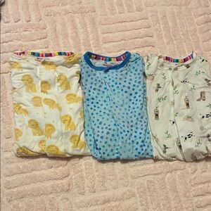 Bundle of 3 Magnetic Me Footies